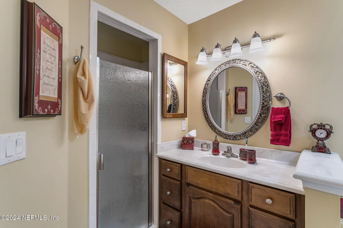 Photo of 128 IVY LAKES Drive