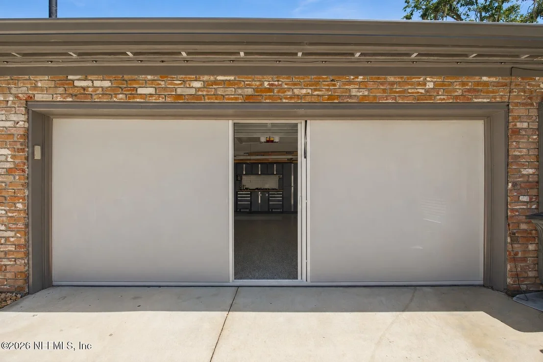 Photo of 8148 BLUE JAY Lane