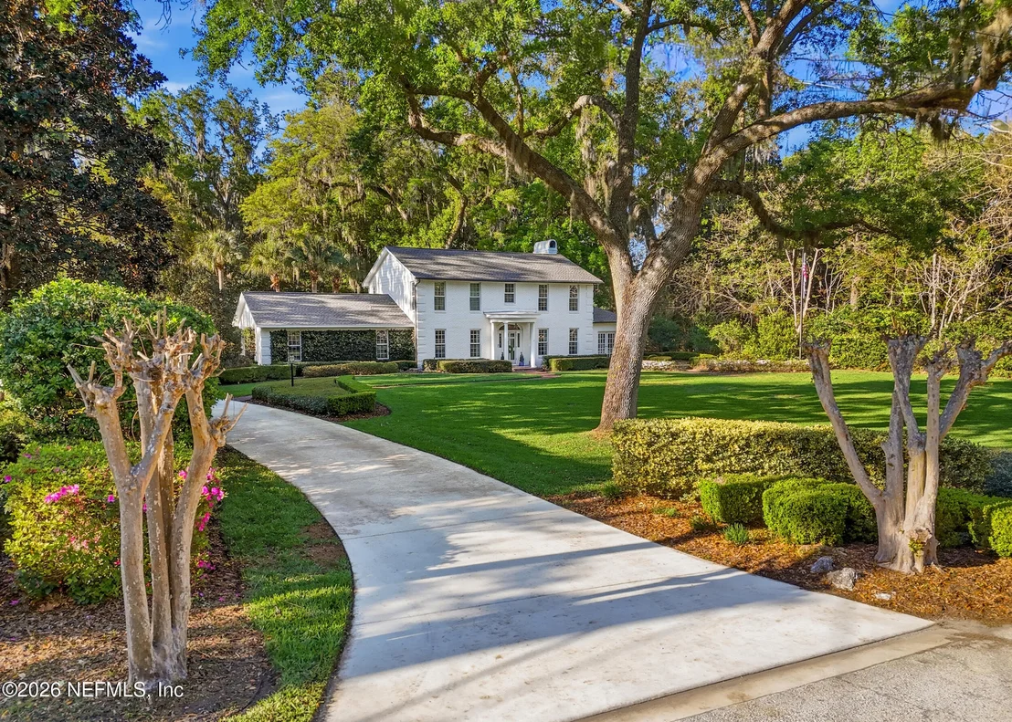 Photo of 2682 FOREST Circle