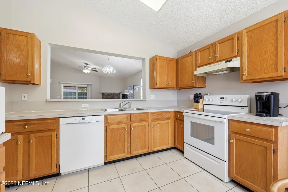 Photo of 2856 SUTTON ESTATES Circle S