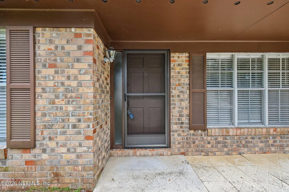 Photo of 8364 POINTER Drive N