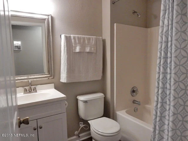 Photo of 100 IVY LAKES Drive