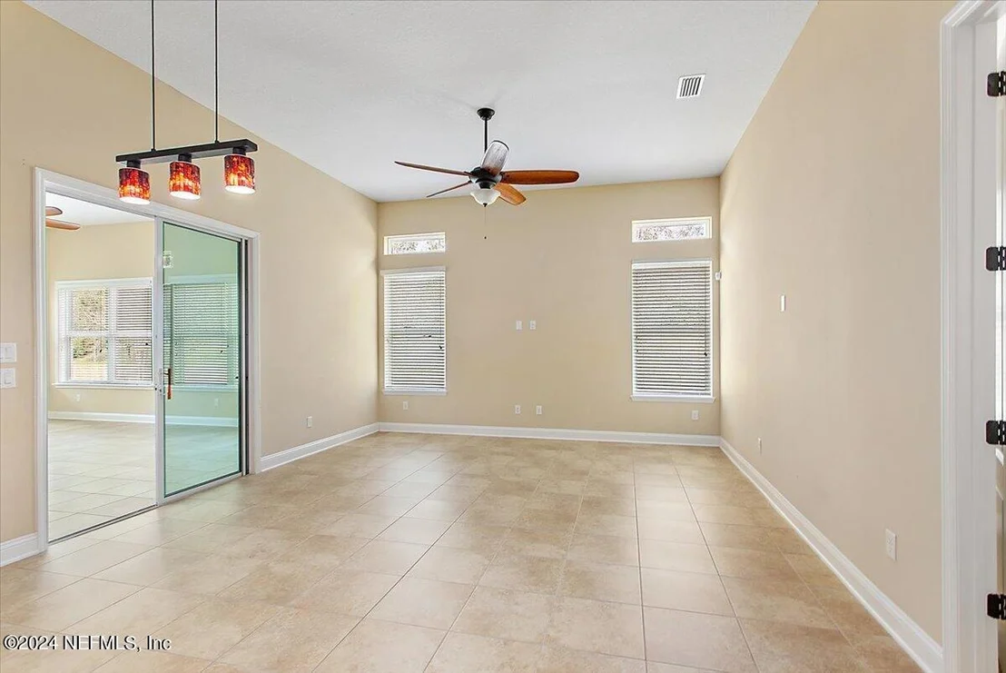 Photo of 1532 VALHALLA Way
