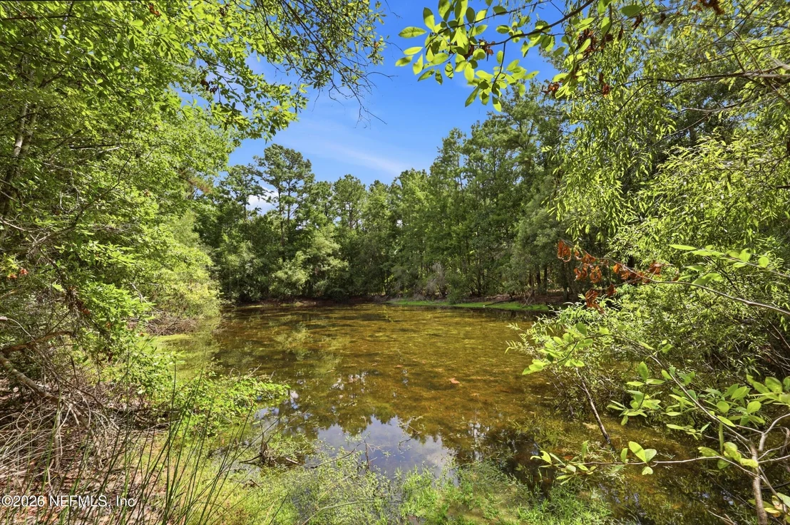 Photo of 143 PINE TREE Road