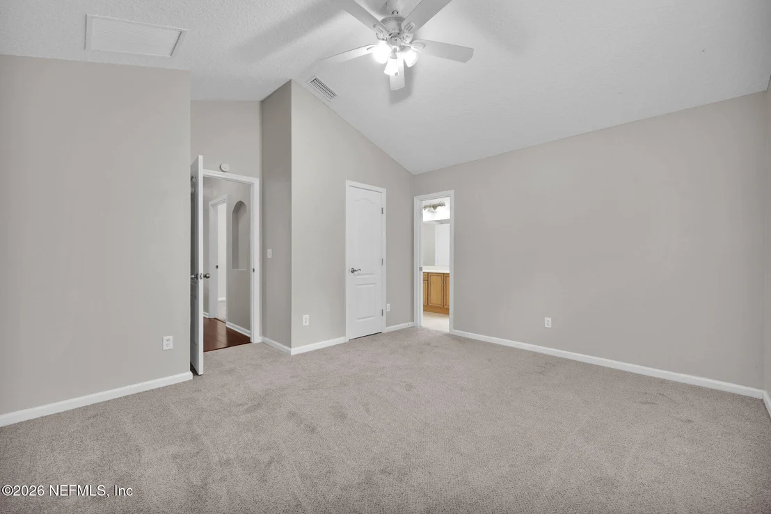 Photo of 879 SONGBIRD Drive