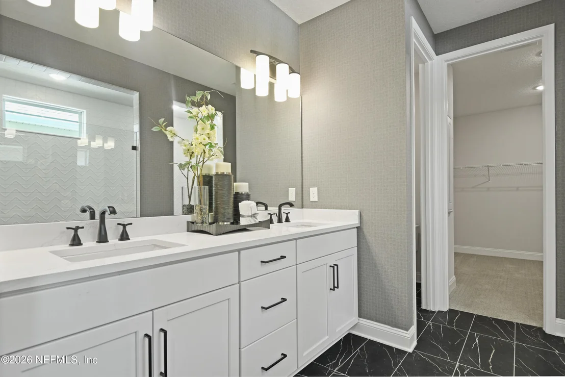 Photo of 47 WHITE TREE Court