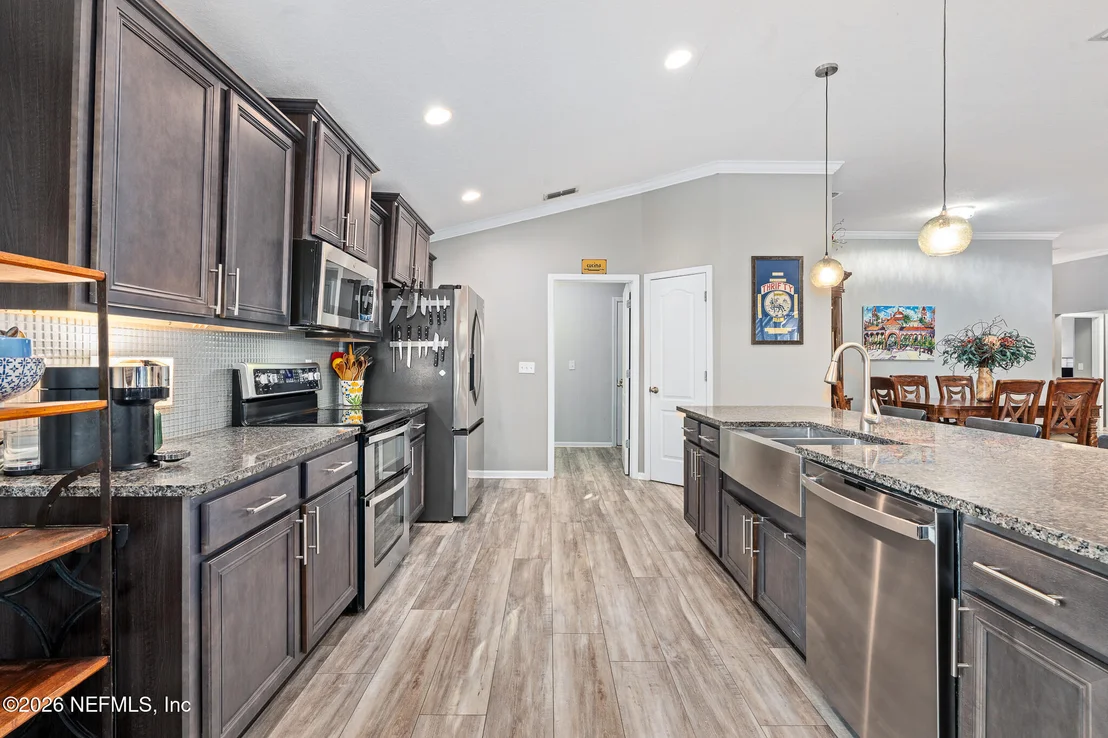 Photo of 783 PULLMAN Circle