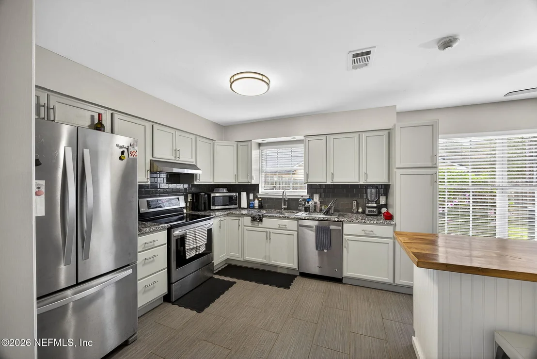 Photo of 3311 DEERFIELD POINTE Drive