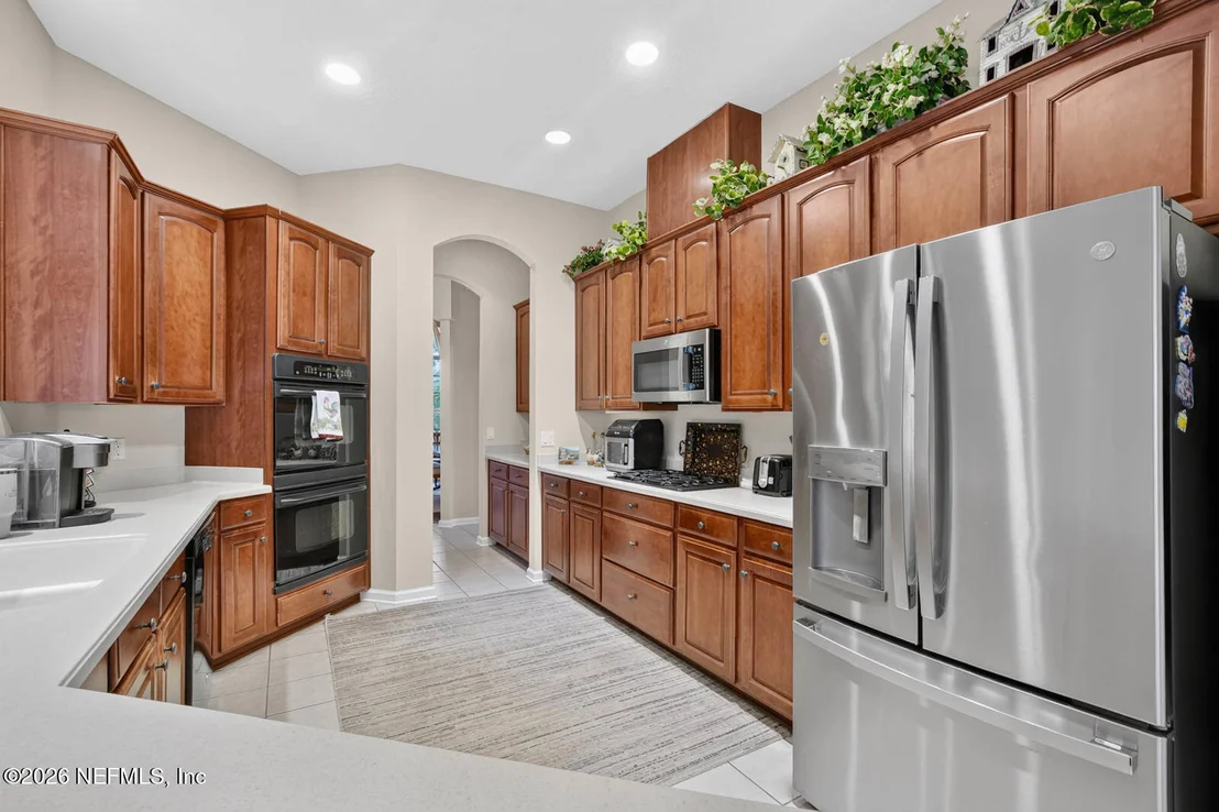 Photo of 832 RILEY Lane