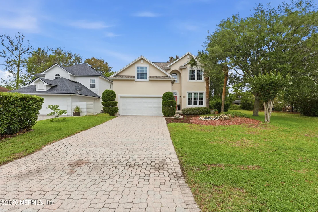 Photo of 521 SUNSET Drive