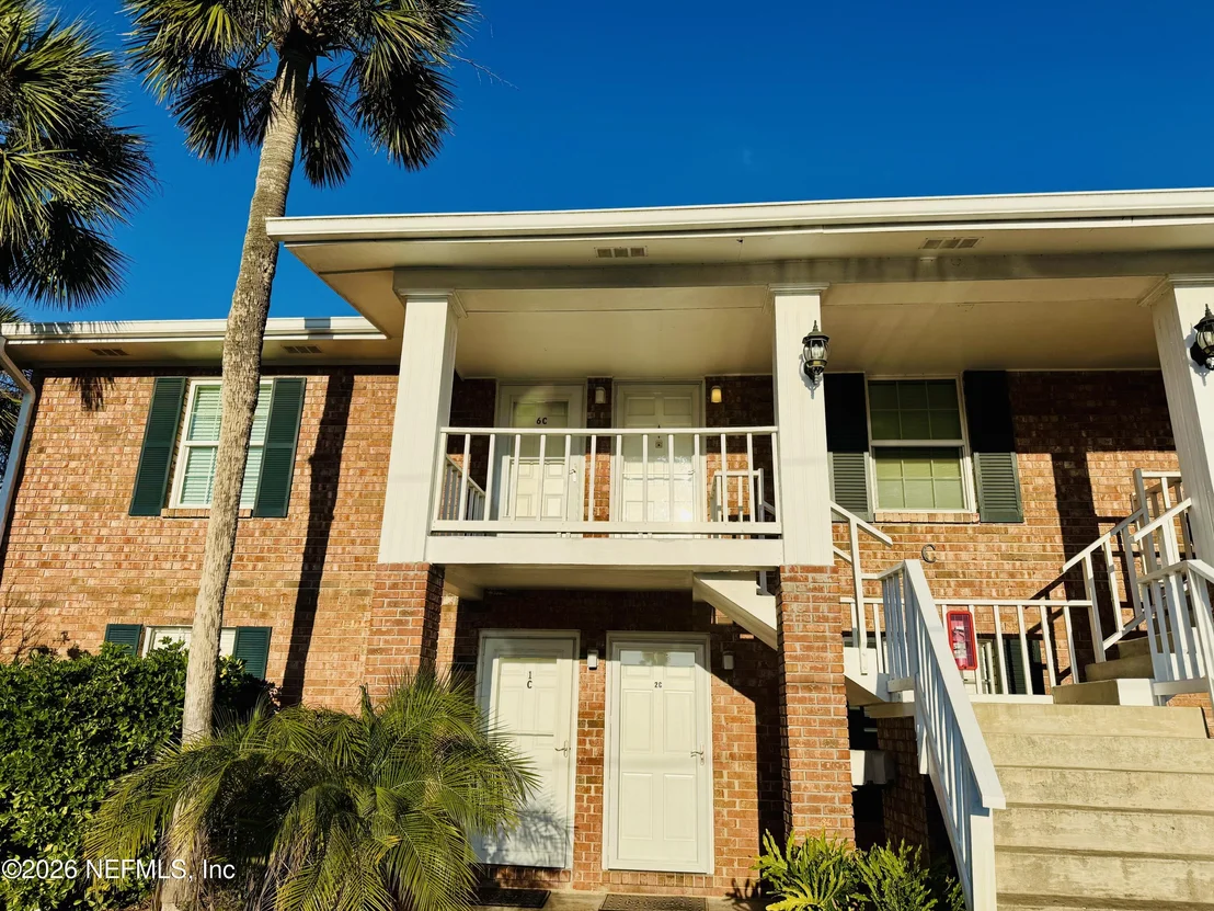 Photo of Unit 6C at 22 COMARES Avenue