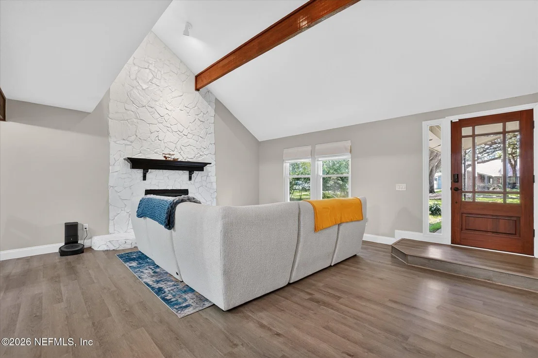Photo of 8144 SARCEE Trail
