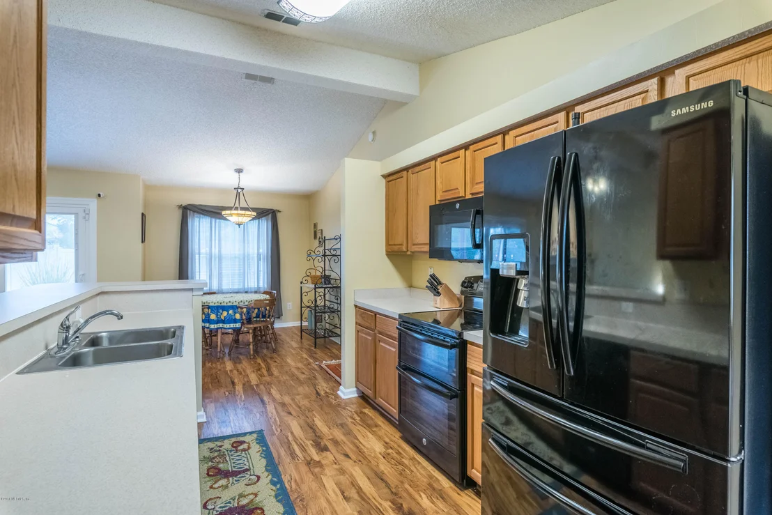 Photo of 525 WHITE JASMINE Way