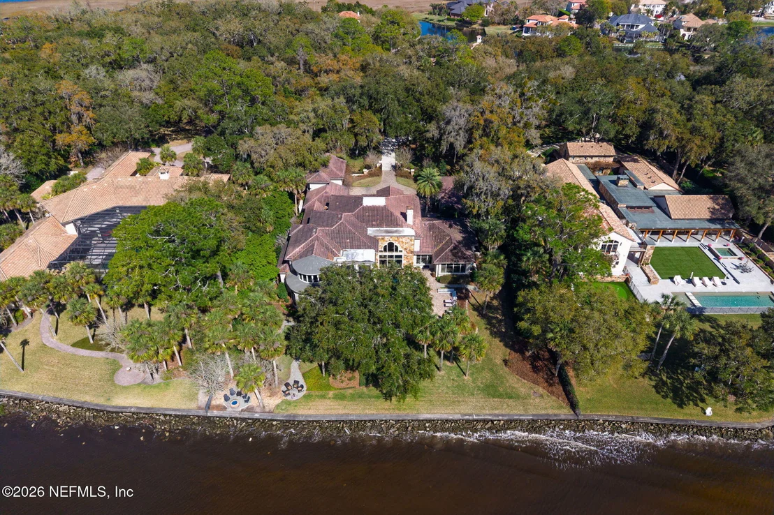 Photo of 24733 HARBOUR VIEW Drive