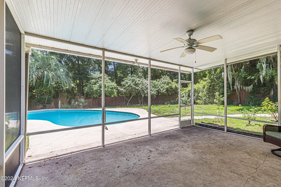 Photo of 2901 PACES FERRY Road S
