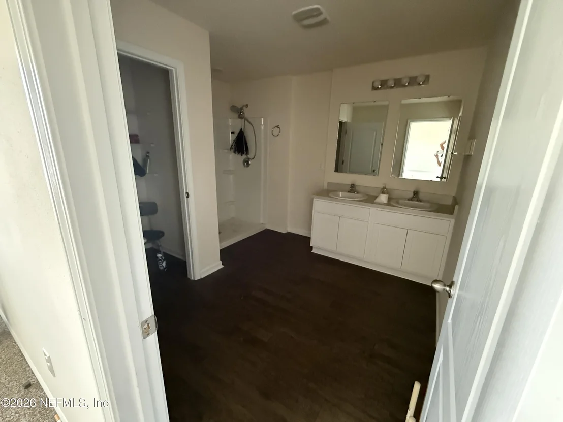 Photo of 150 AVEIRO Way