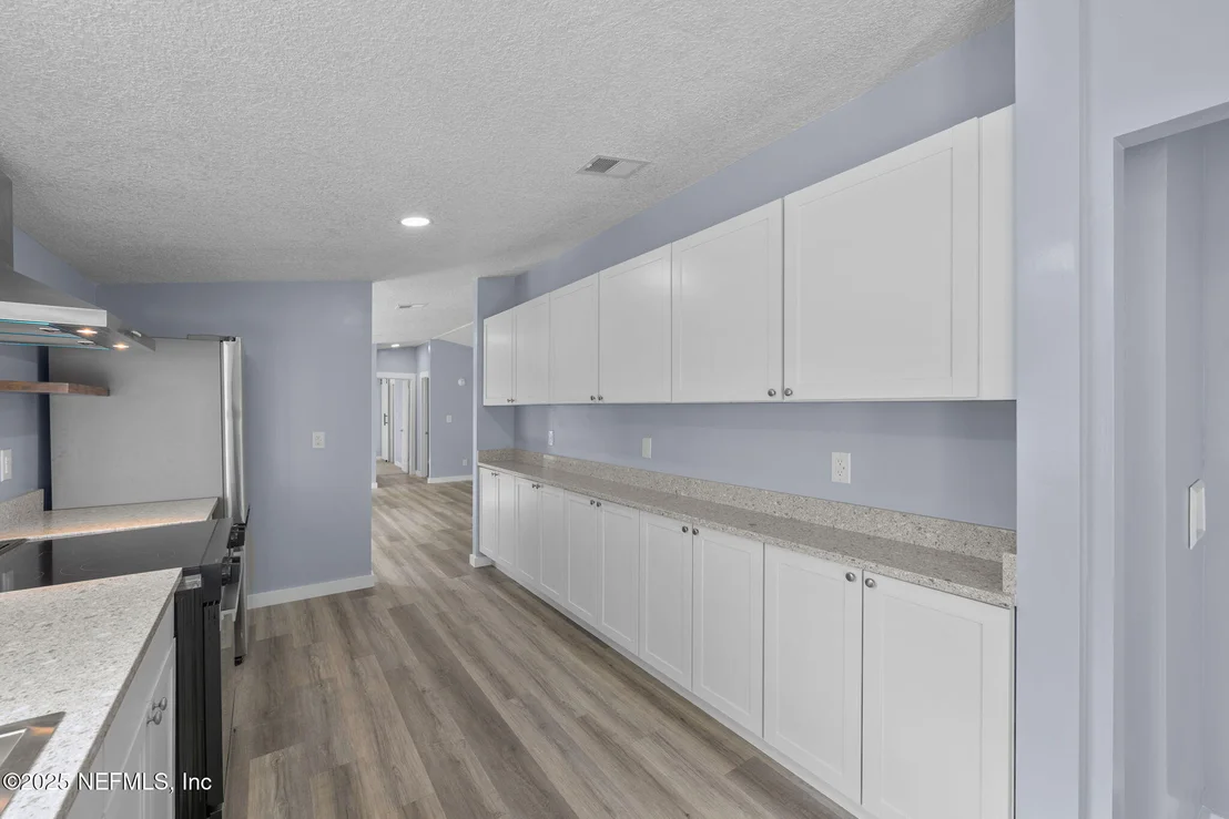 Photo of 117 CHILTON Place