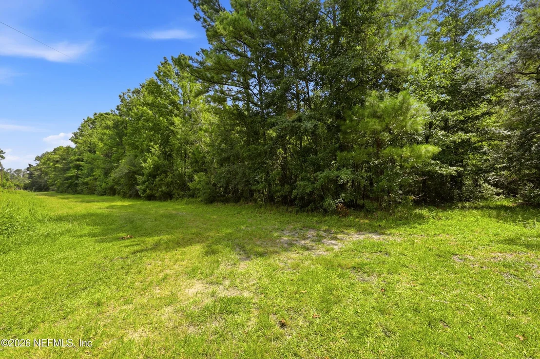 Photo of 143 PINE TREE Road