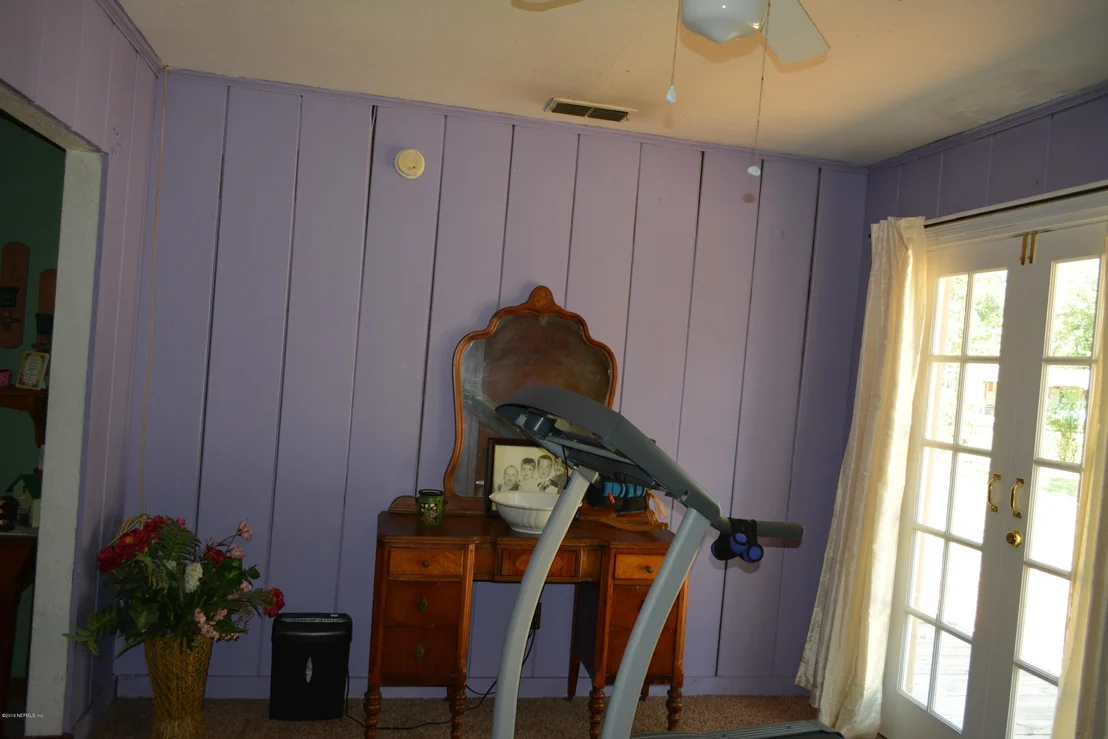 Photo of 428 LOGAN Avenue