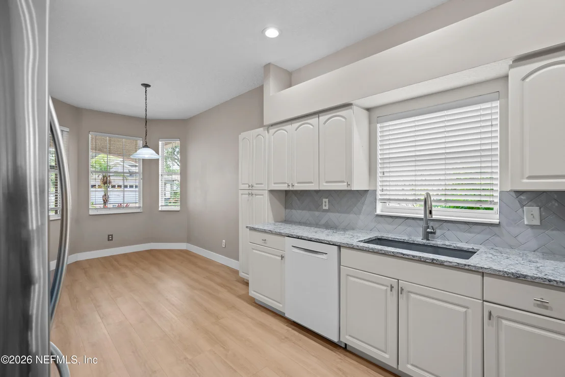 Photo of 138 LIONS GATE Drive