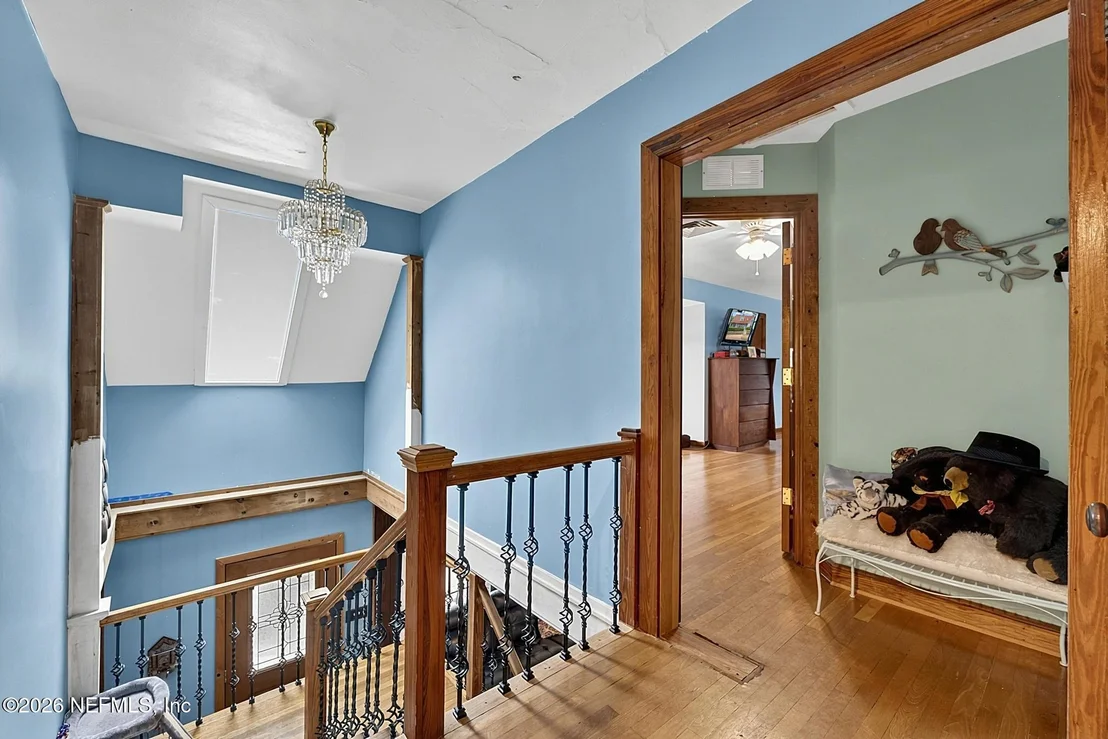 Photo of 1375 CEDAR BAY Road