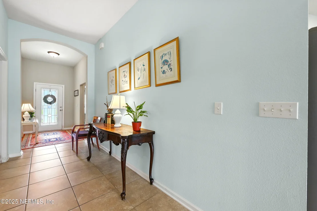 Photo of 329 SHETLAND Drive