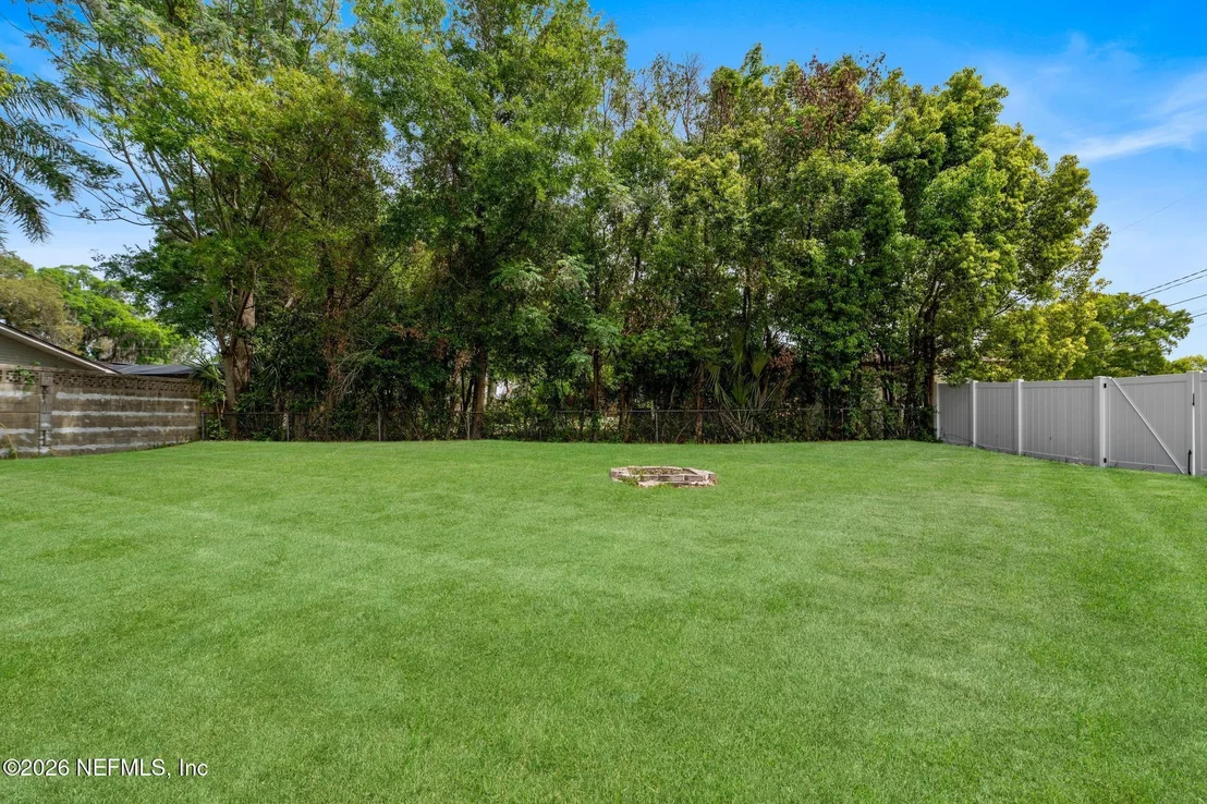 Photo of 4013 ROGERO Road