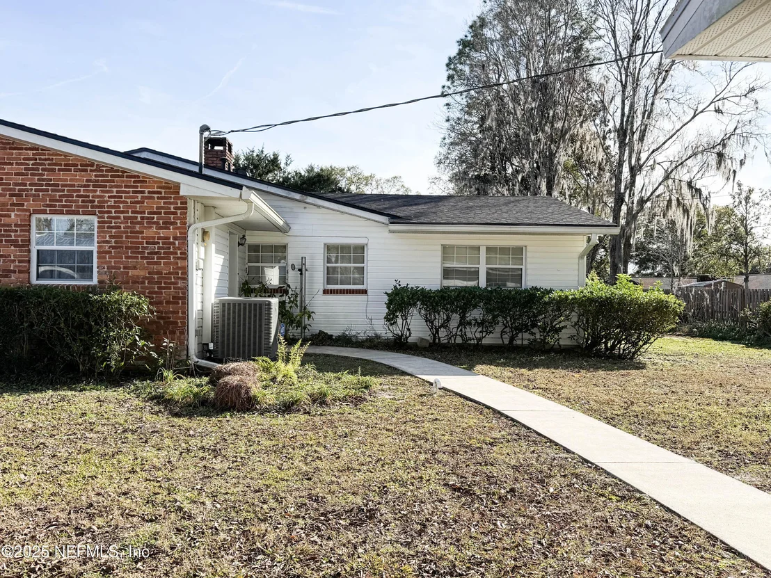 Photo of 1403 RANDALL Street
