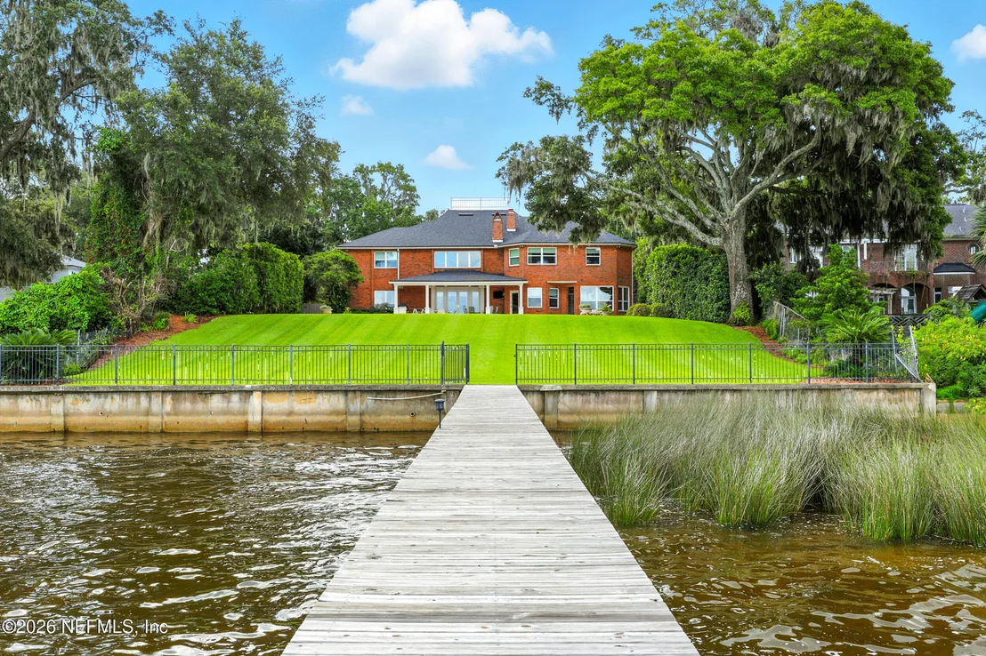 Photo of 2957 FOREST Circle