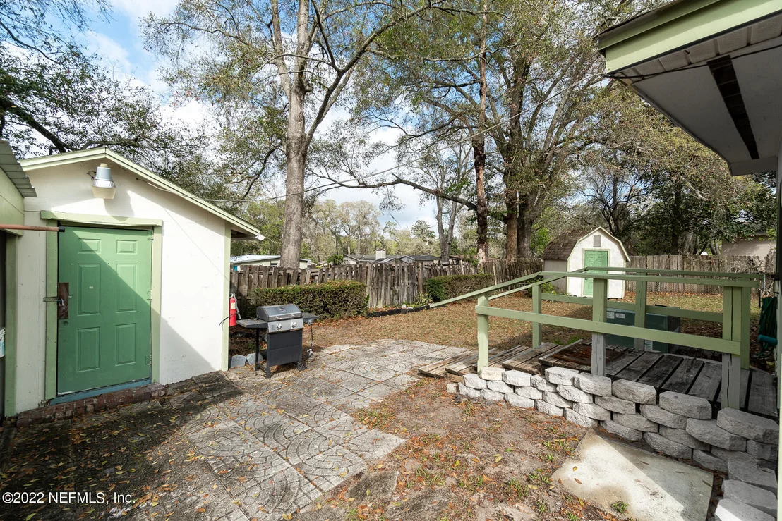 Photo of 317 CANIS Drive W