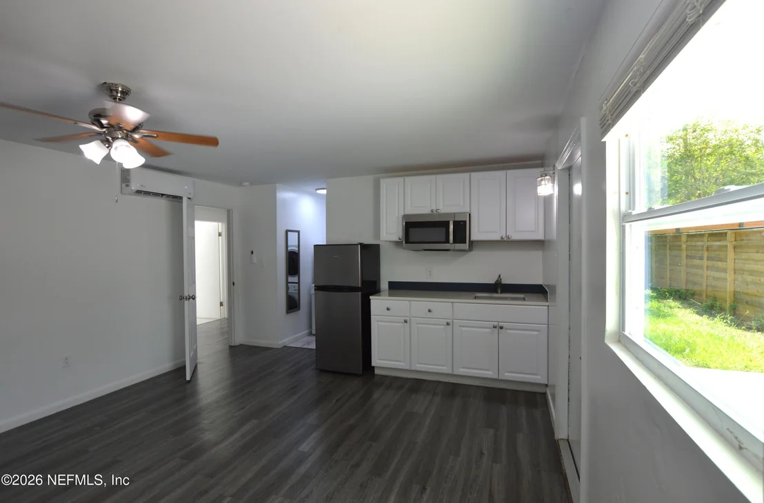 Photo of 2045 DERRINGER Road