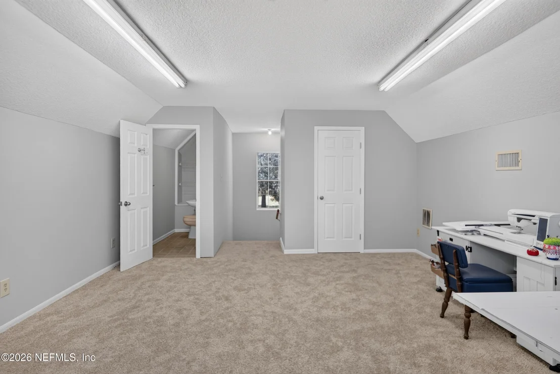 Photo of 1045 CEDAR BAY Road
