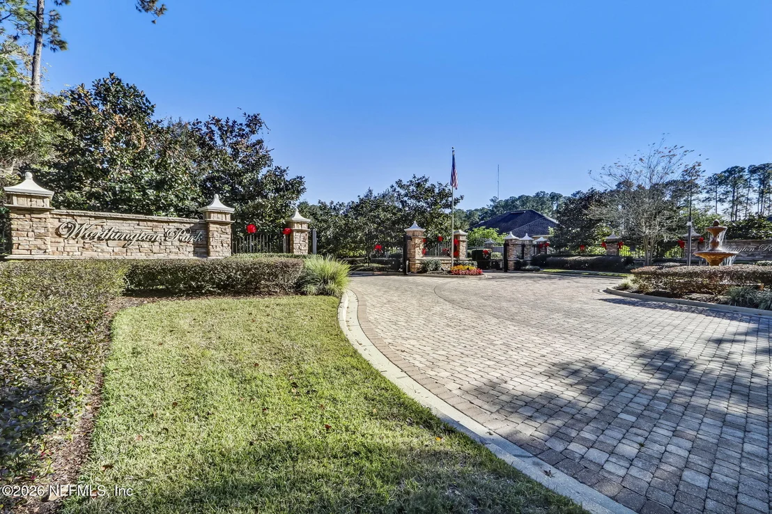 Photo of 321 ADDISON Court