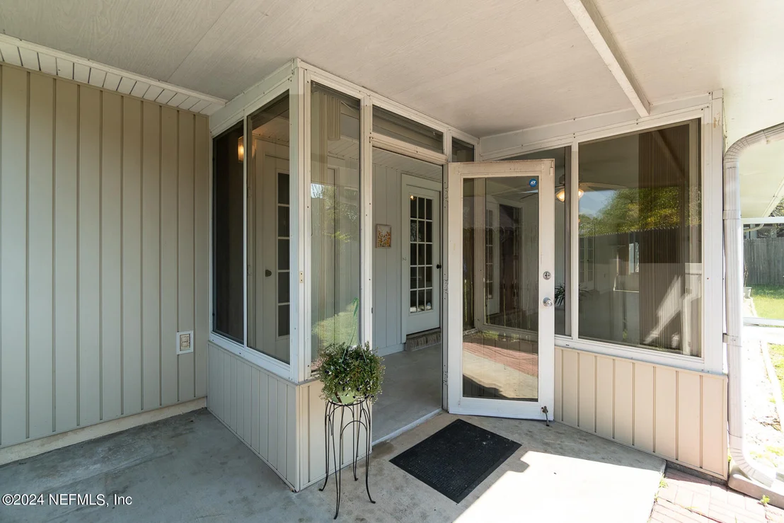 Photo of 8666 CHARLESGATE Circle N