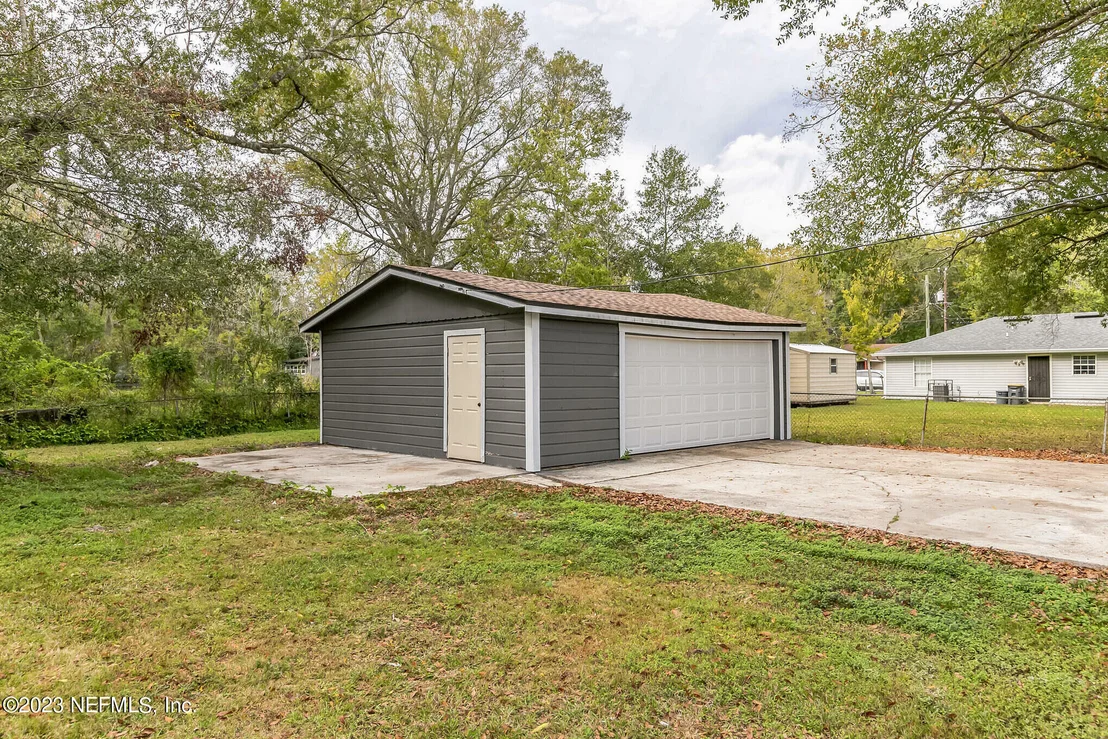 Photo of 824 PROSPECT Street