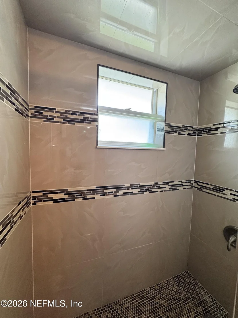Photo of 8 WHIPPOORWILL Drive