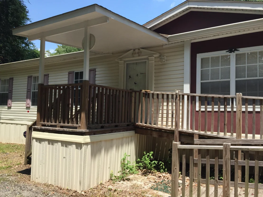 Photo of 911 COLE Road