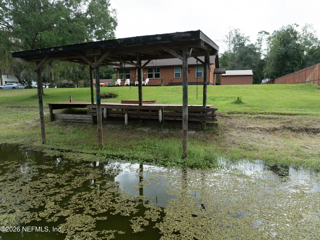 Photo of 5930 ISLAND Road