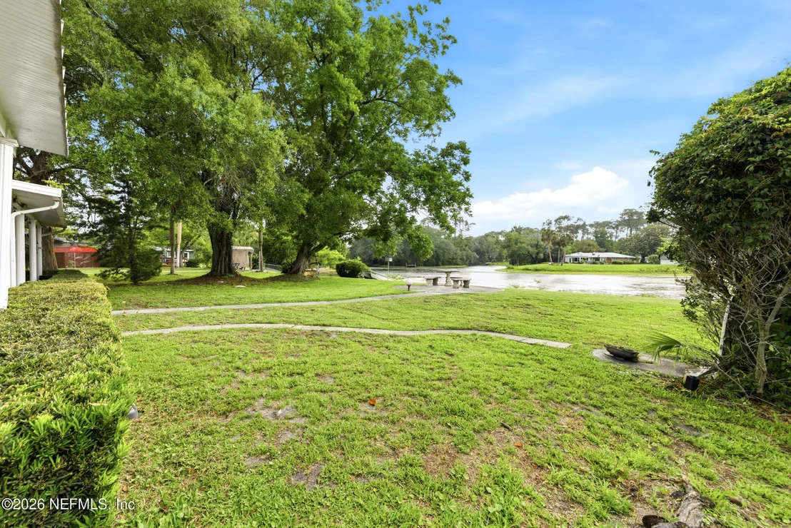 Photo of 7484 SPINOLA Road