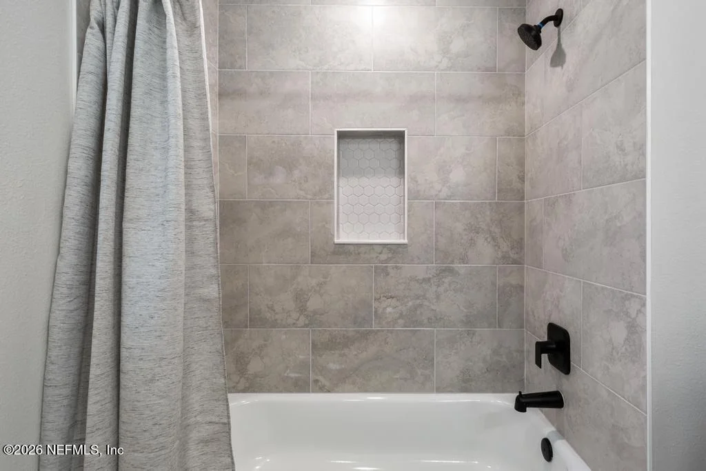 Photo of 8871 HIPPS Road