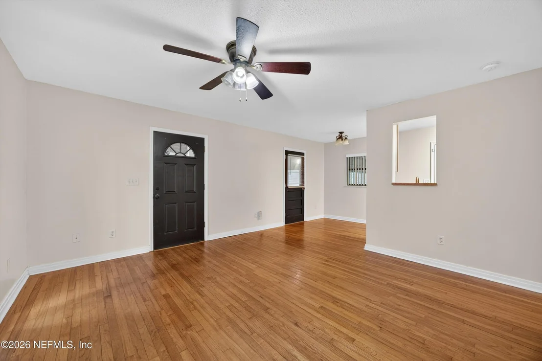 Photo of 4231 RENDALE Drive N