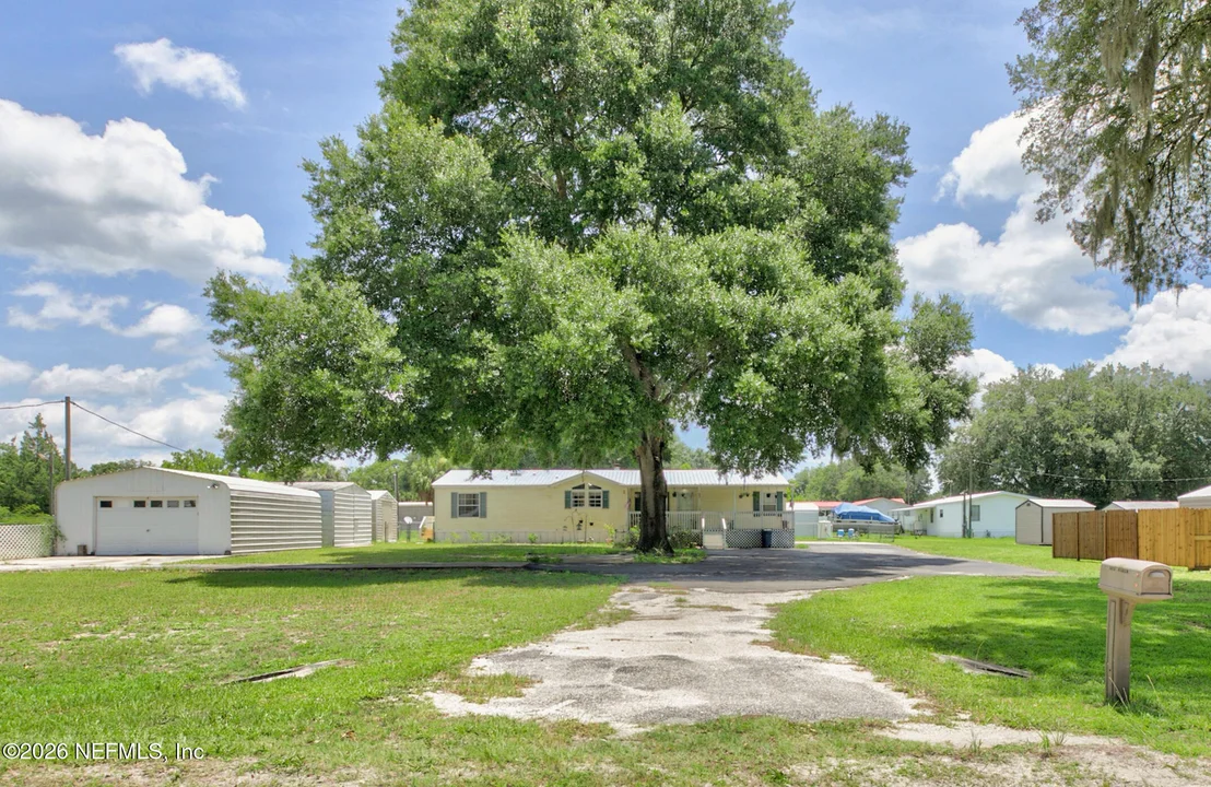 Photo of 102 ALDER Lane