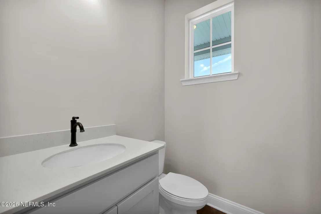 Photo of 122 SEAMARK Drive