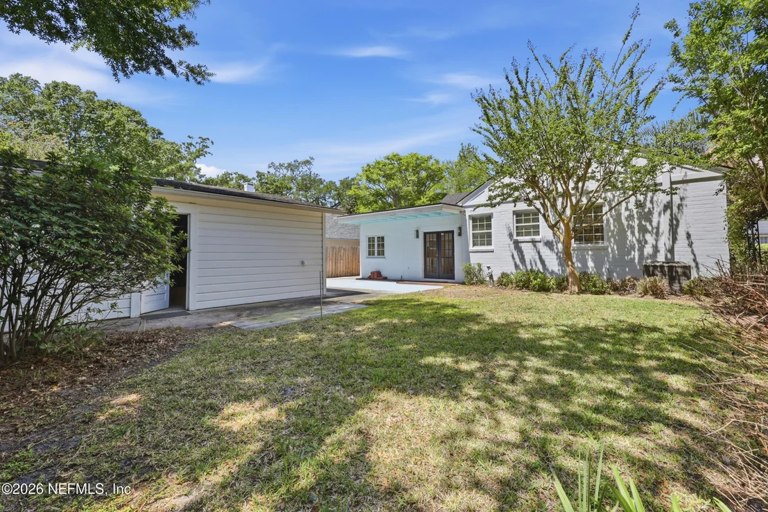 Photo of 1622 AVOCA Place