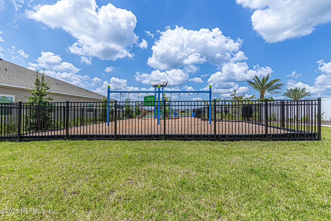 Photo of 9627 LOVAGE Lane
