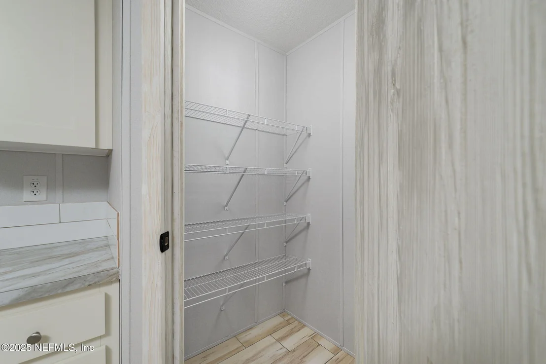 Photo of 128 LAKEVIEW Court