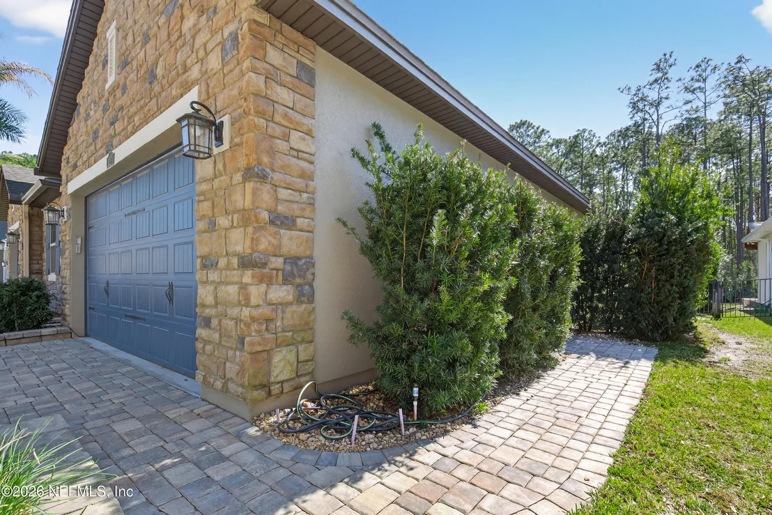 Photo of 127 EAGLE ROCK Drive