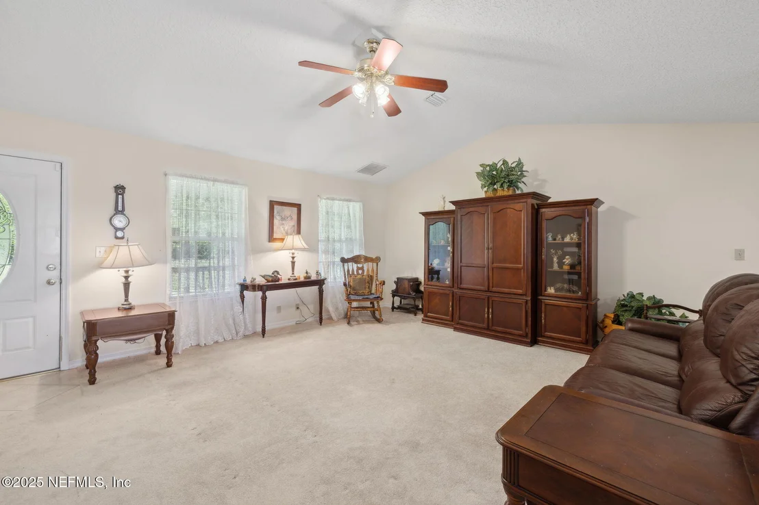 Photo of 212 LAKE Drive