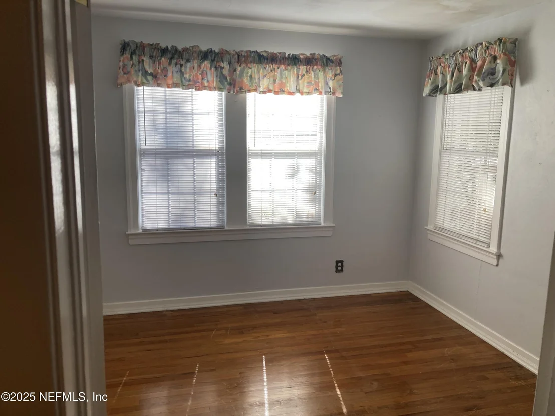 Photo of 1334 MURRAY Drive