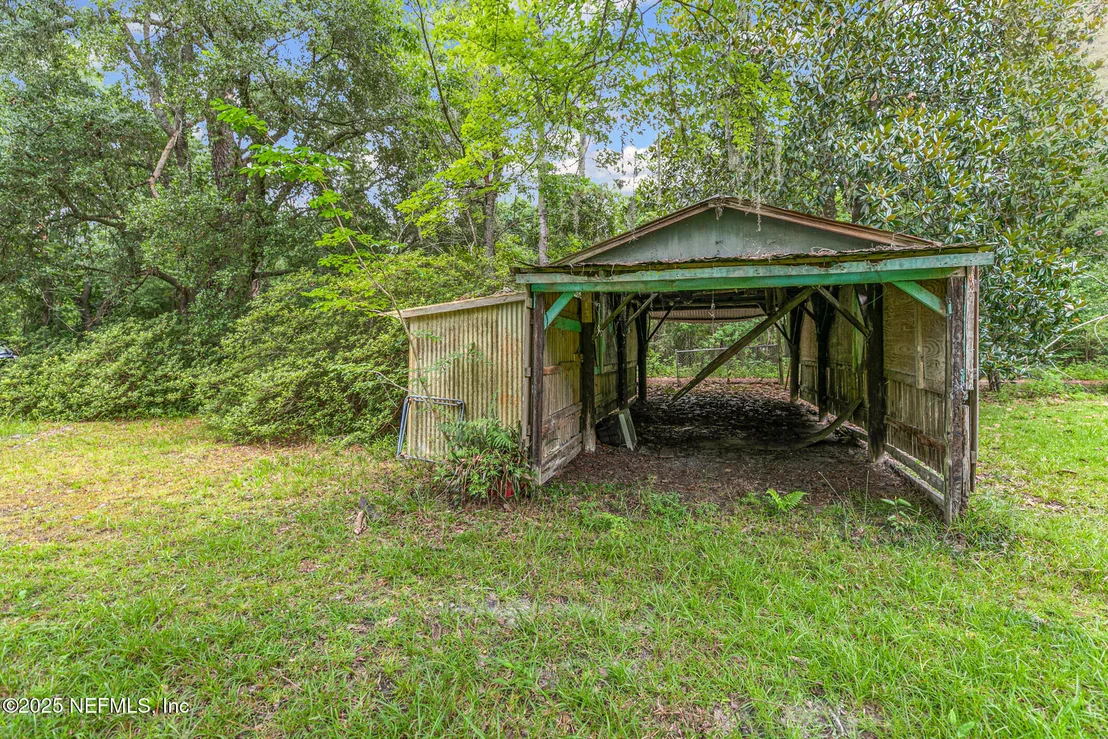 Photo of 44125 JARRETT Road